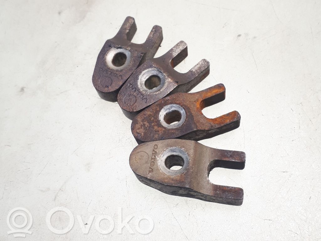Volvo XC70 Bridă fixare injector 