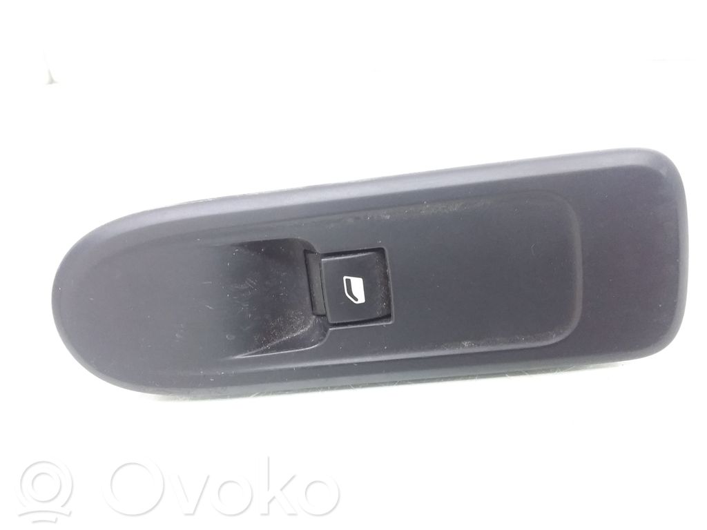 Peugeot 308 Electric window control switch 