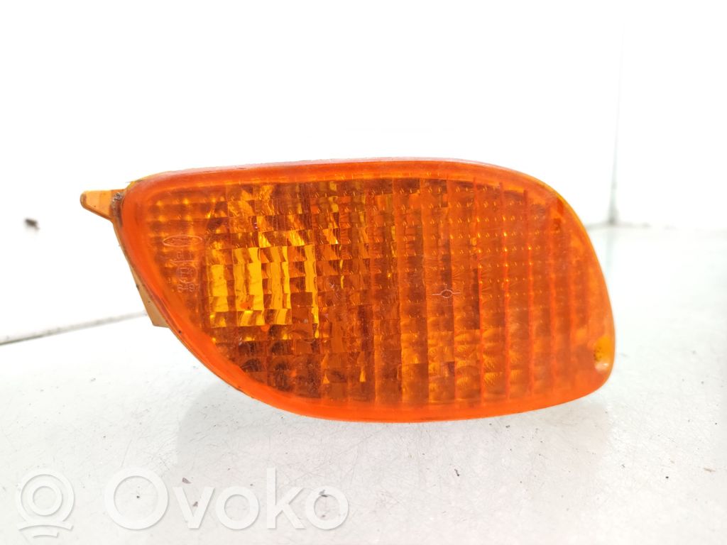 Ford Focus Front indicator light 