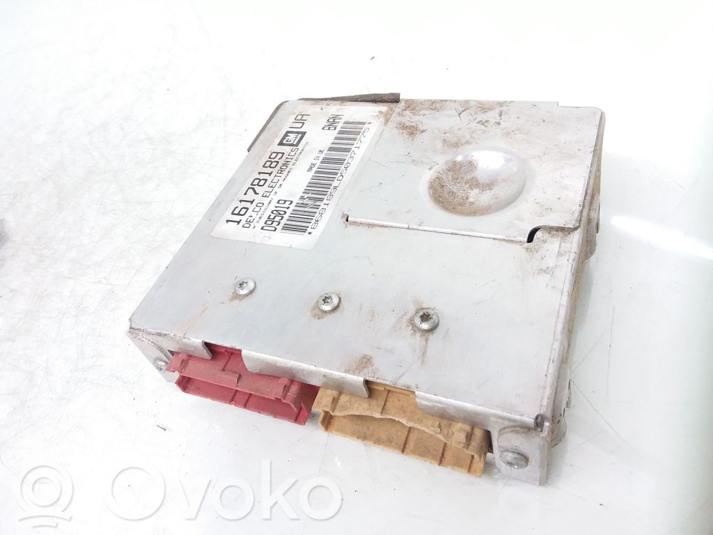 Opel Tigra A Variklio valdymo blokas 