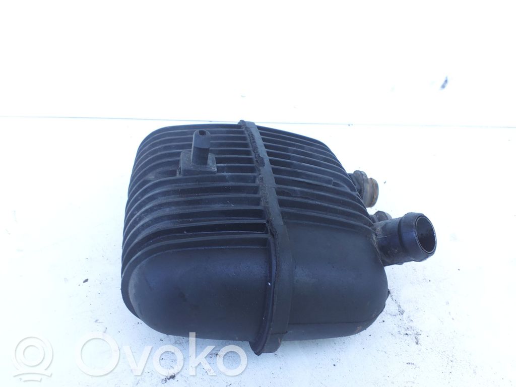 Audi A4 S4 B7 8E 8H Rezervor aer vacuum 