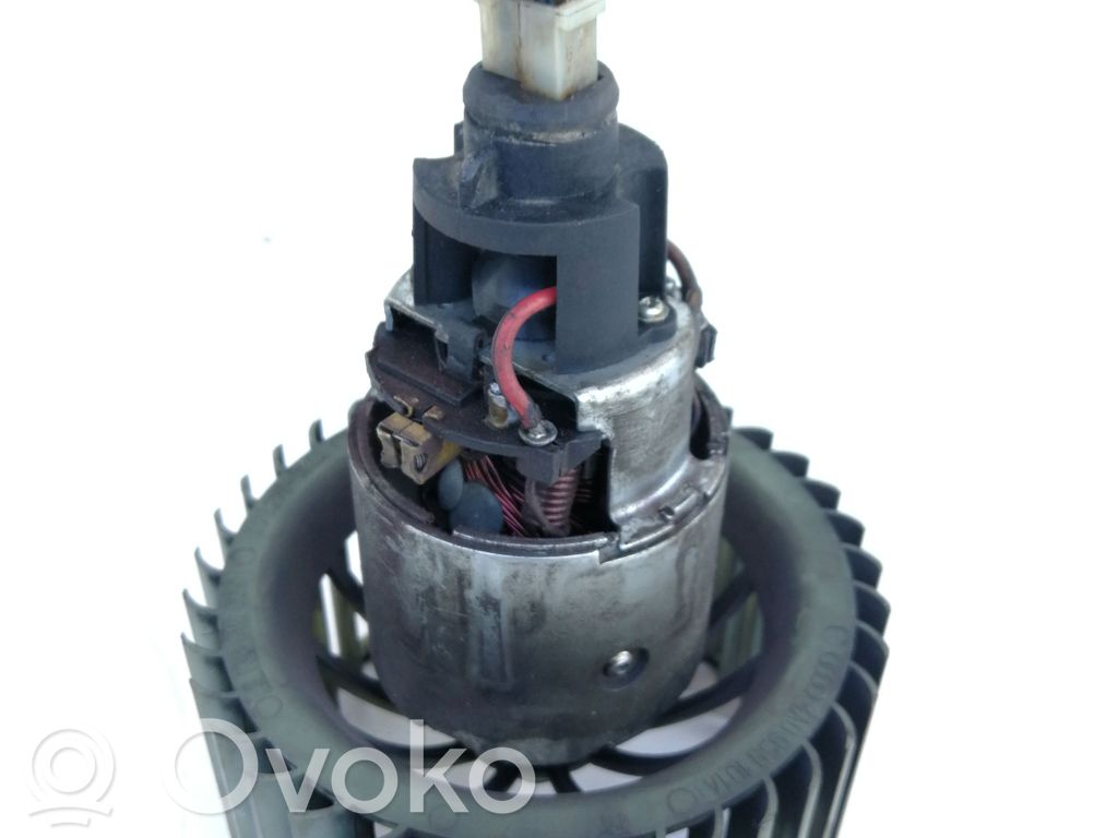 Audi A6 S6 C4 4A Ventola riscaldamento/ventilatore abitacolo 
