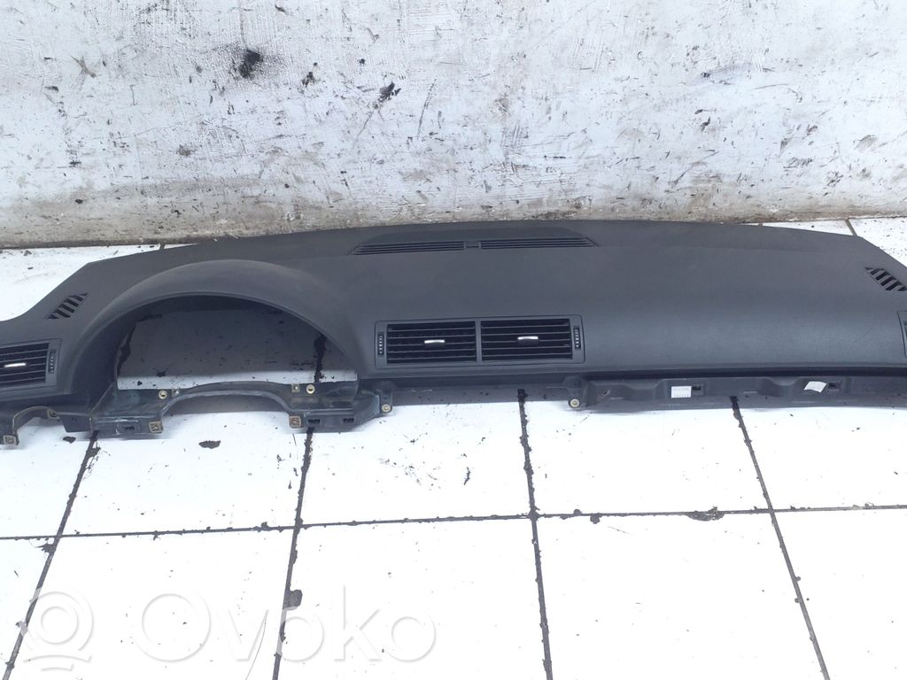 Audi A4 S4 B7 8E 8H Панель 