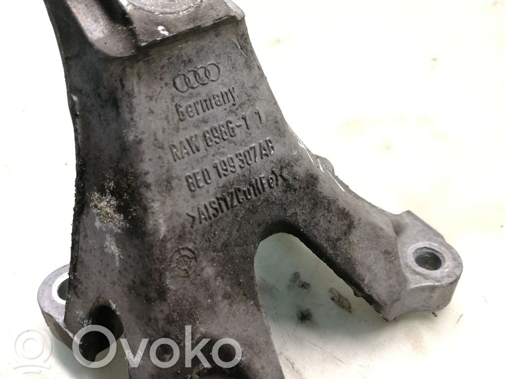Audi A4 S4 B7 8E 8H Engine mounting bracket 