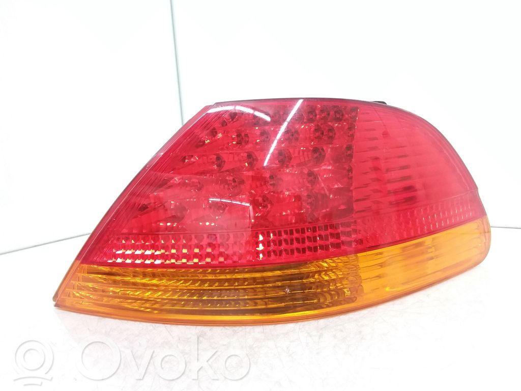 BMW 7 E65 E66 Galinis žibintas kėbule 