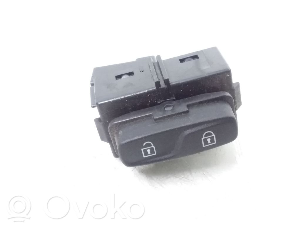 Volvo V70 Central locking switch button 