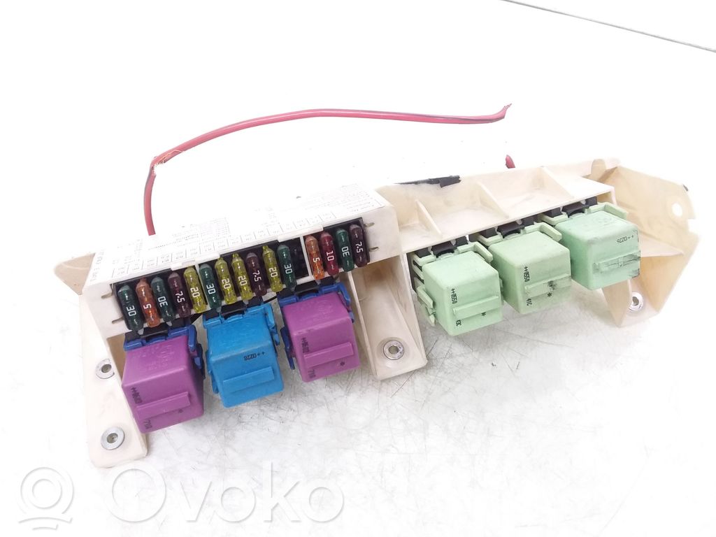 BMW X5 E53 Fuse module 