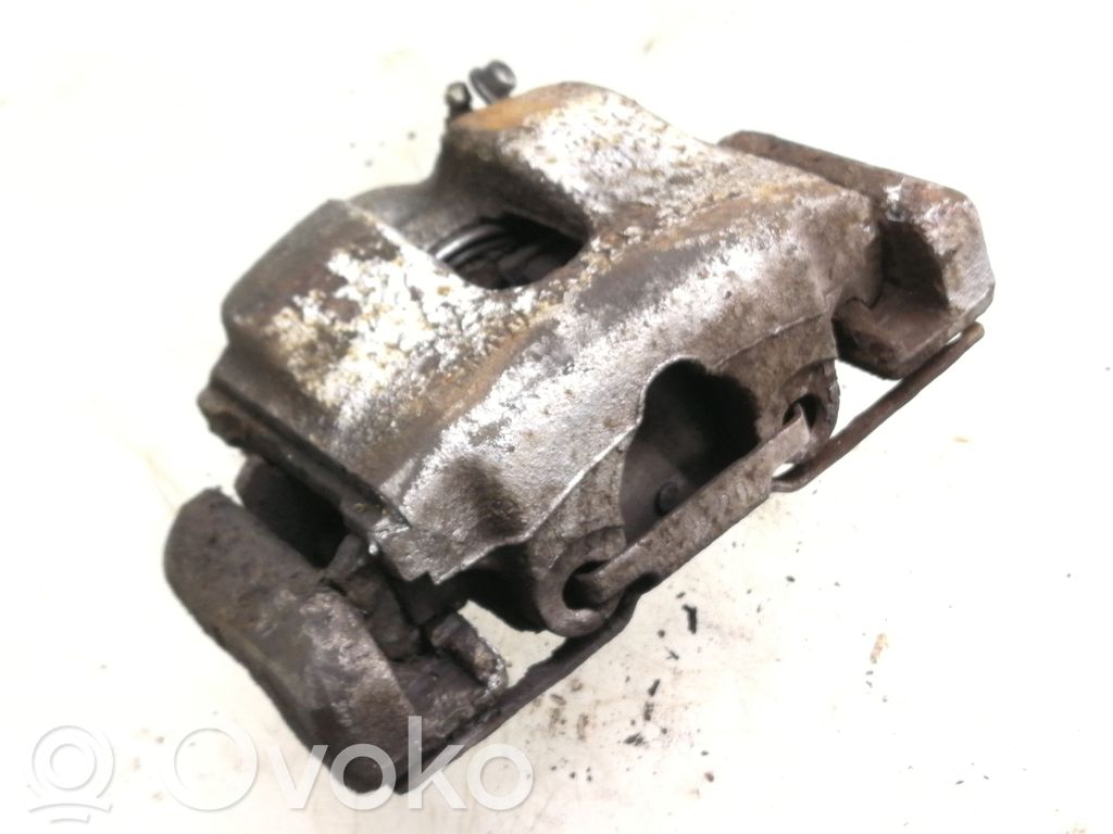 Caliper de freno delantero