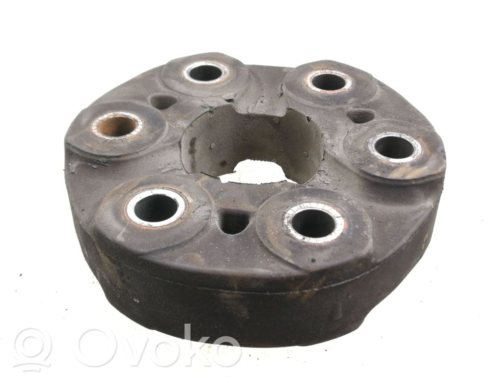 BMW 5 E39 Giunto a ciambella albero di trasmissione posteriore 