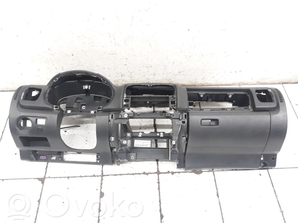 Deska rozdzielcza   5J1857069B