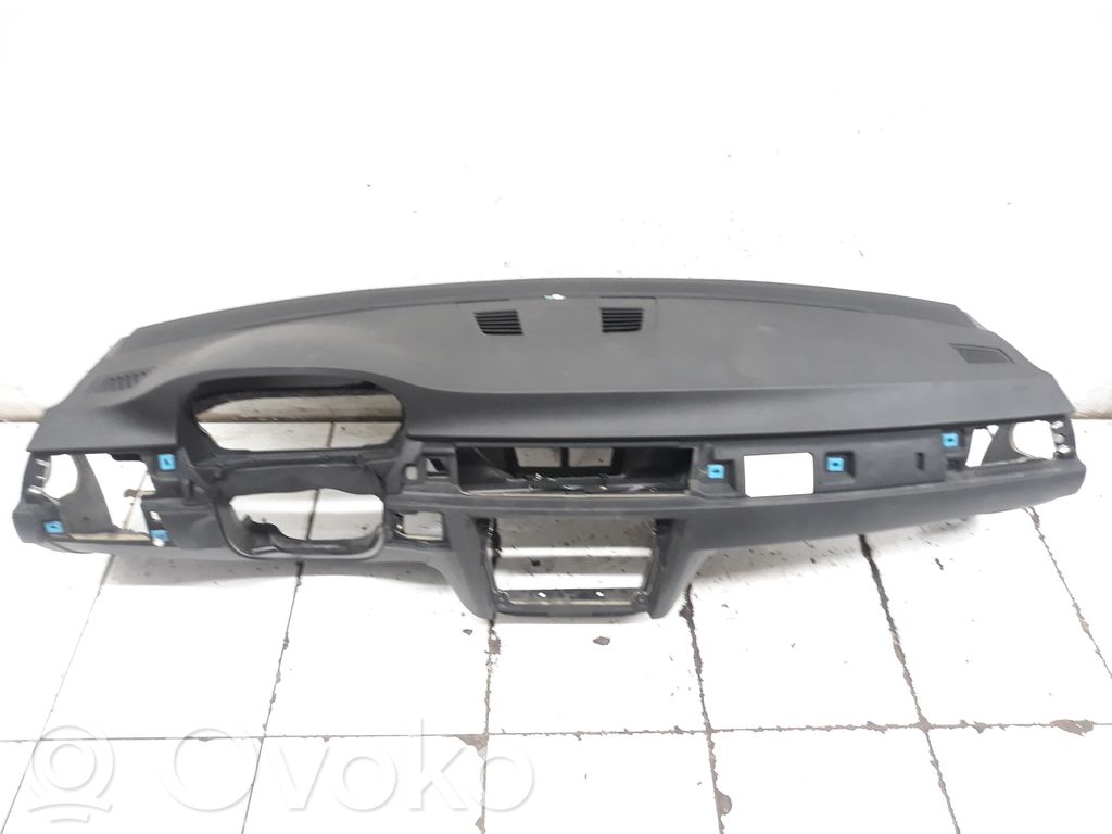 BMW 3 E90 E91 Dashboard 