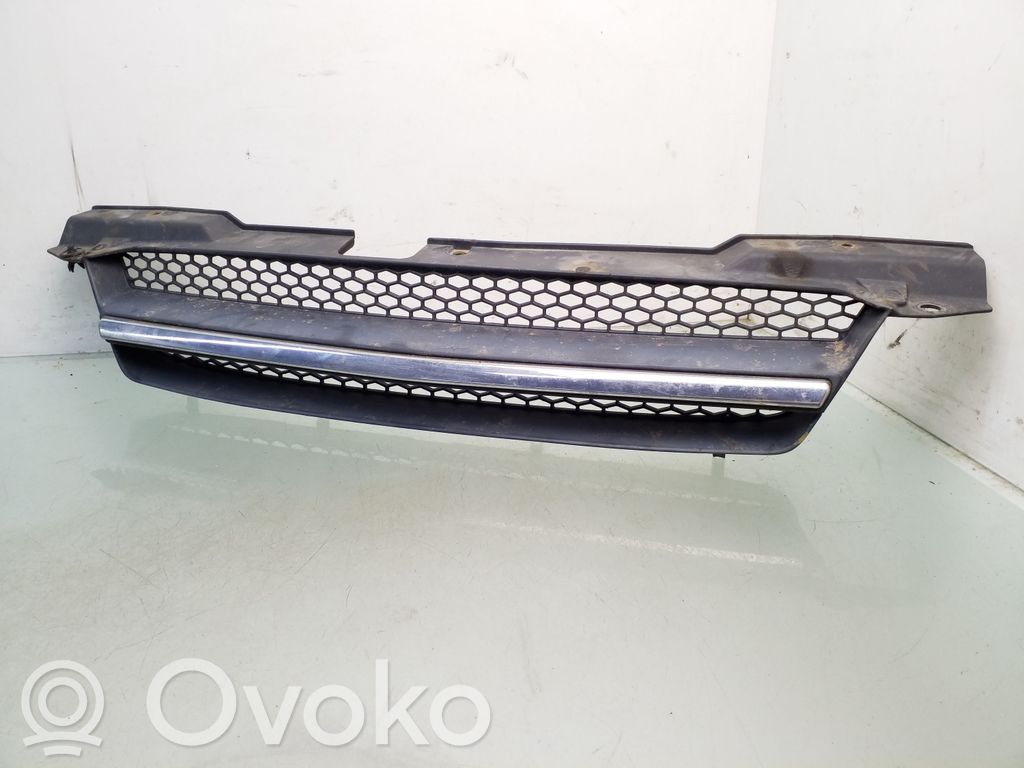 Daewoo Kalos Etupuskurin ylempi jäähdytinsäleikkö 