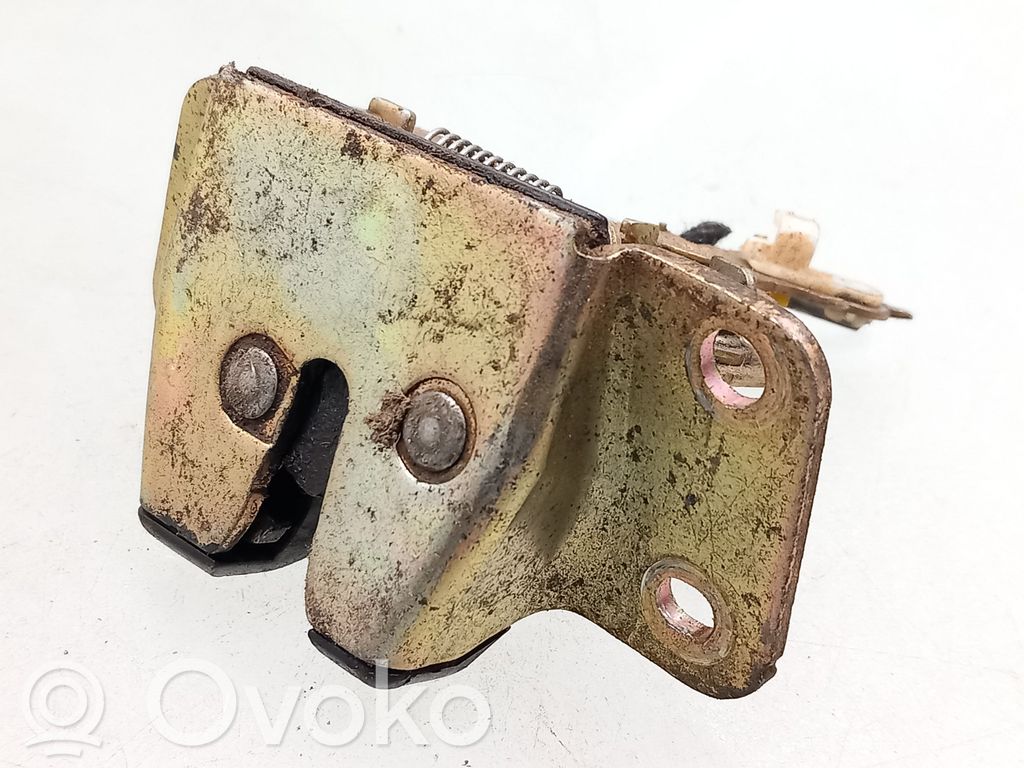 Tailgate/trunk/boot lock/catch/latch