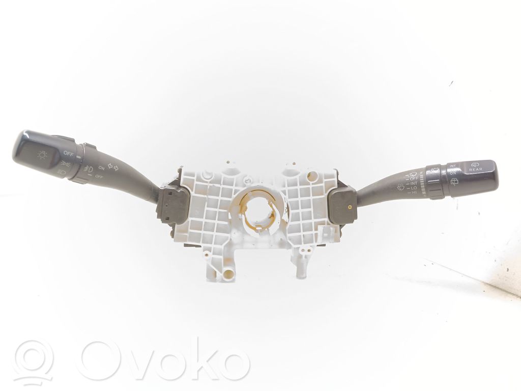 KIA Sorento Wiper turn signal indicator stalk/switch 