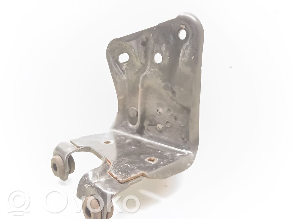 Volkswagen Caddy ABS pump bracket 
