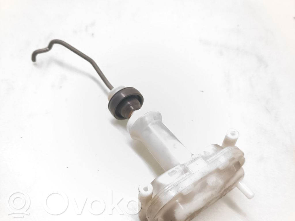 Audi 80 90 B3 Central locking vacuum pump 