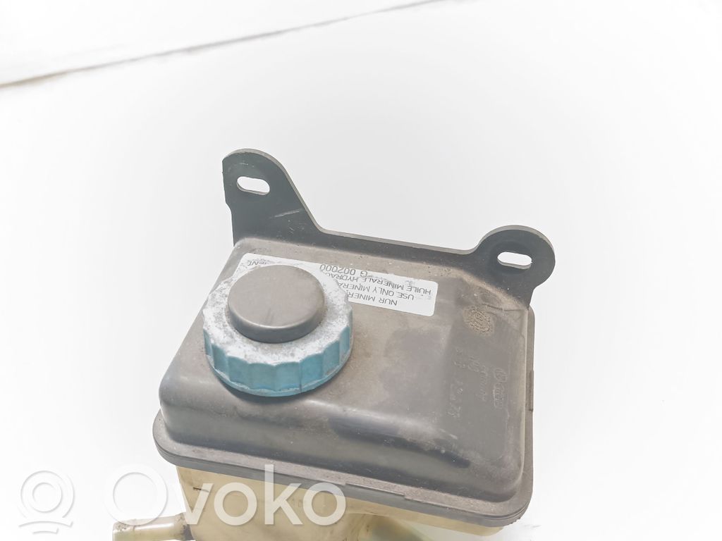 Audi 80 90 B3 Ohjaustehostimen nestesäiliö 