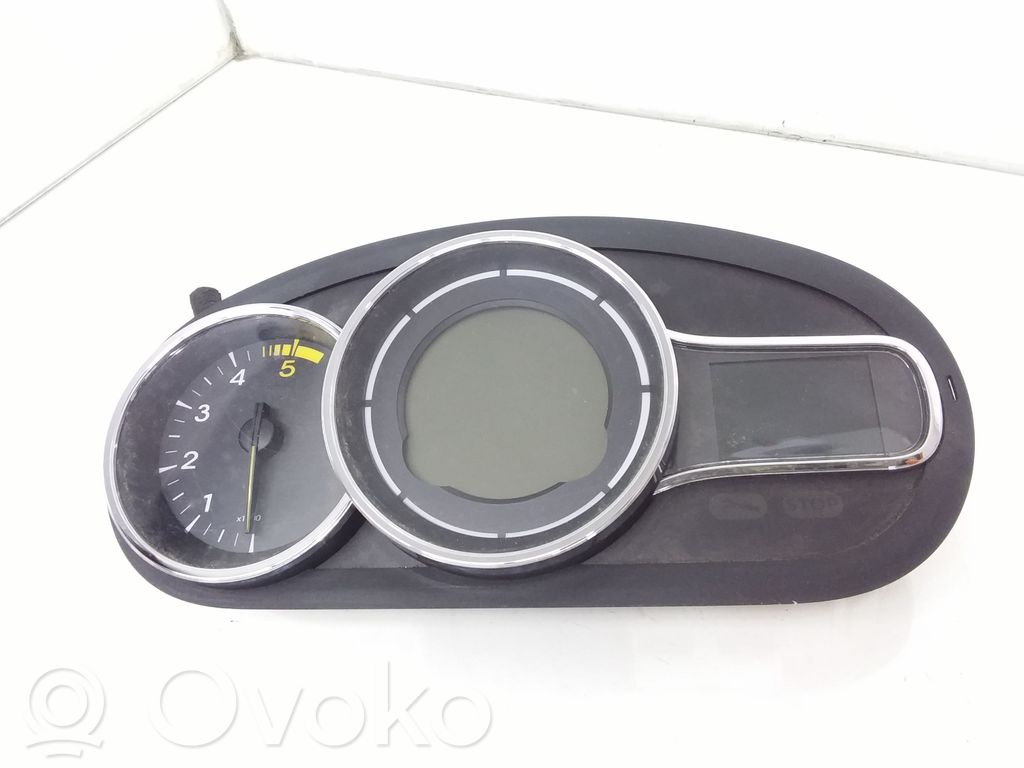 Renault Megane III Speedometer (instrument cluster) 