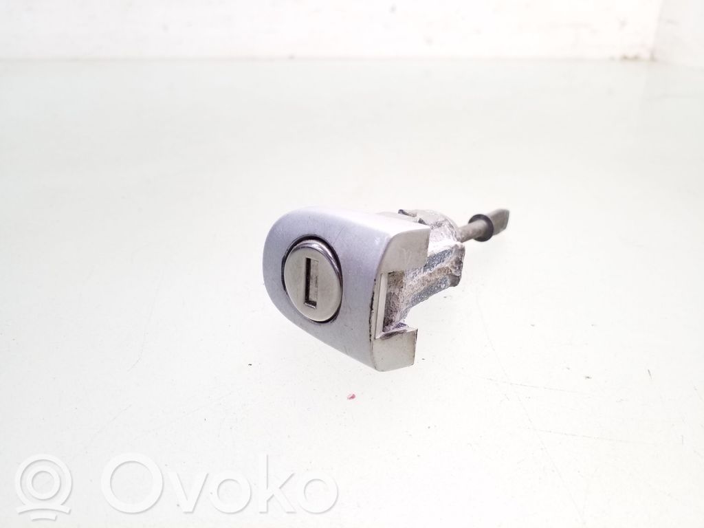 Volkswagen Lupo Etuoven lukko (kahvan vieressä)