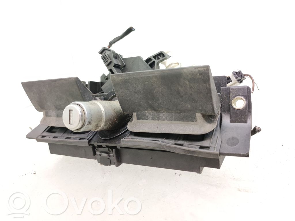 Audi A6 S6 C5 4B Maniglia esterna del portellone posteriore/bagagliaio