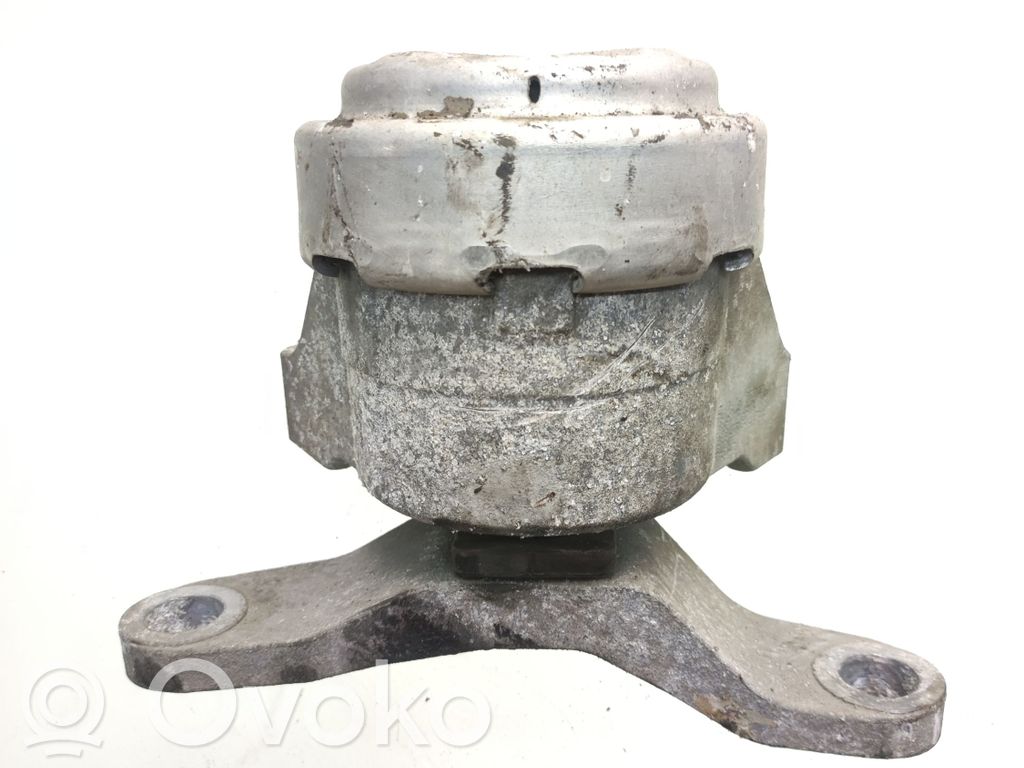 Engine mount bracket   6G916F012DD