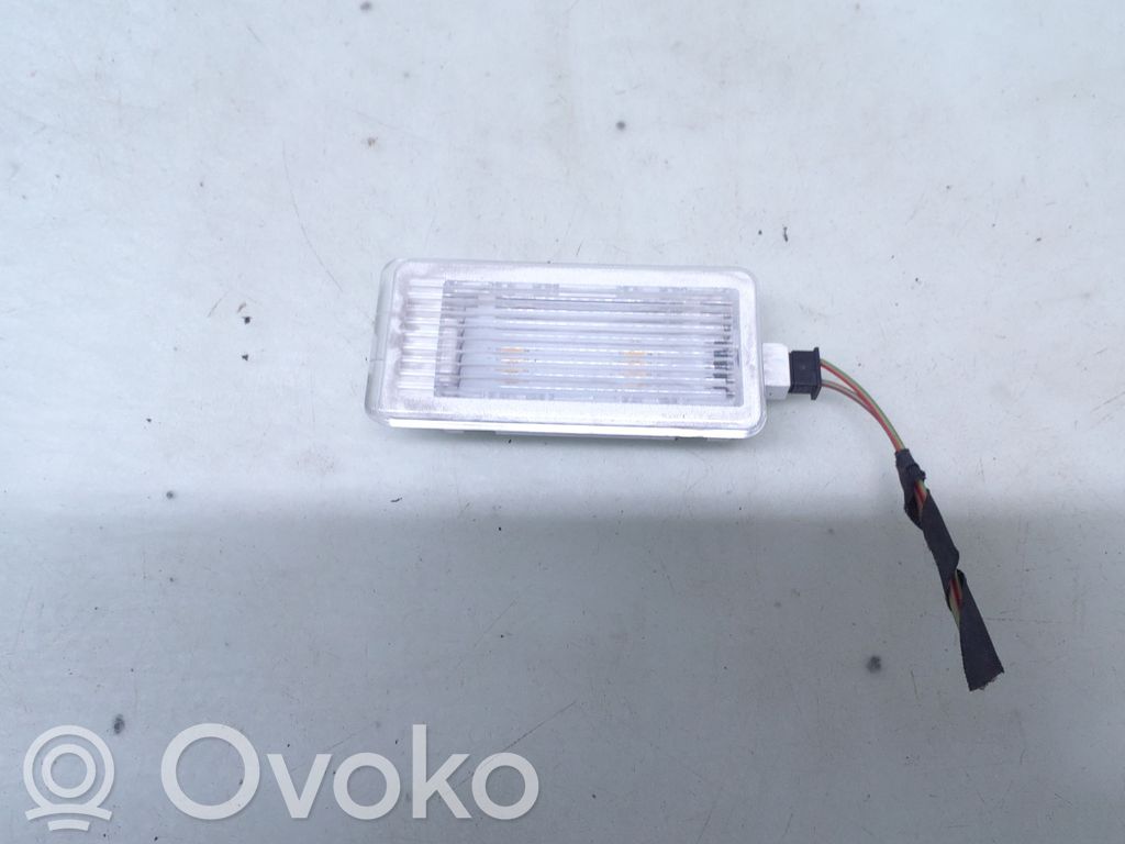 BMW 1 F20 F21 Éclairage de coffre 