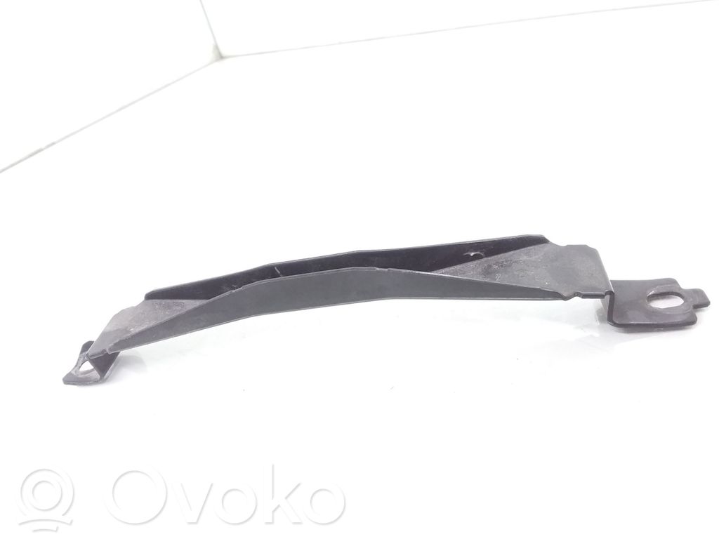 Ford Focus Battery bracket 