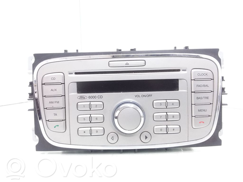 Ford Focus Radio / CD-Player / DVD-Player / Navigation 