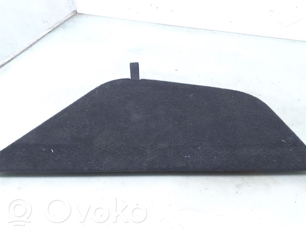 Toyota Avensis T270 Altro elemento di rivestimento bagagliaio/baule 