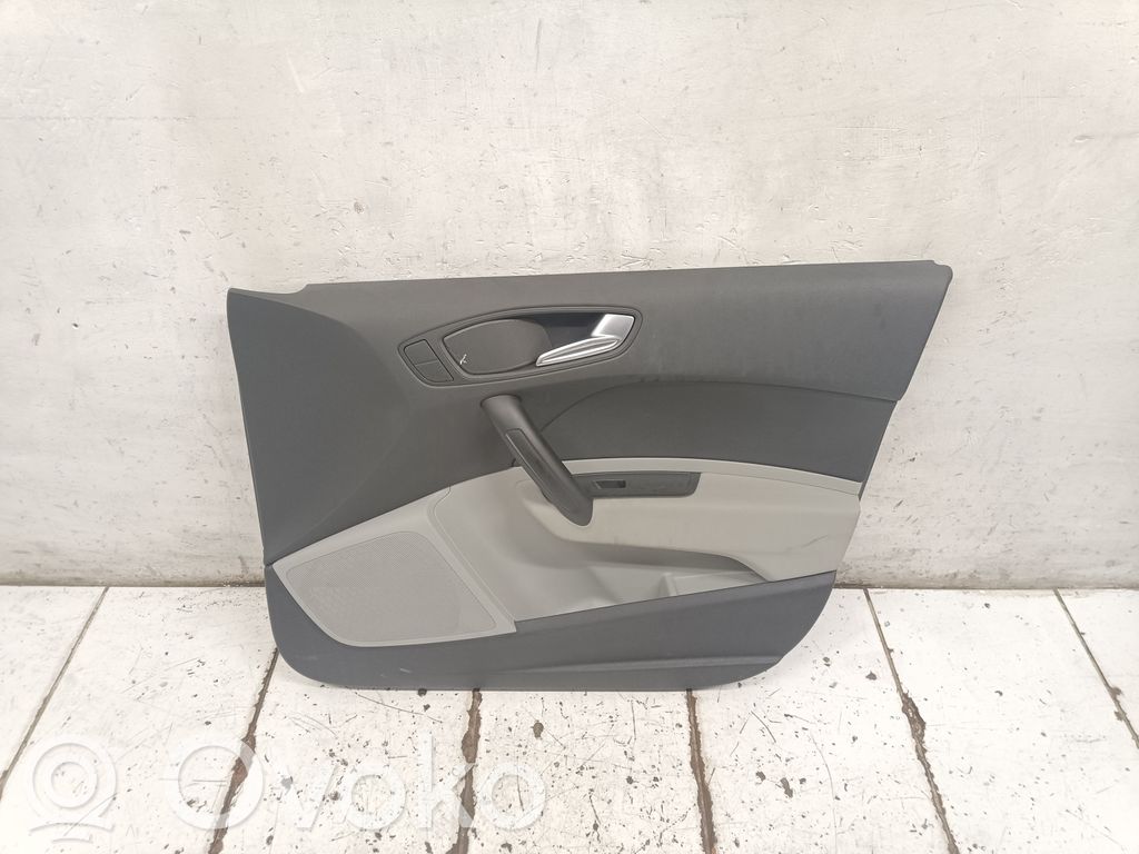 Audi A1 Etuoven verhoilu 