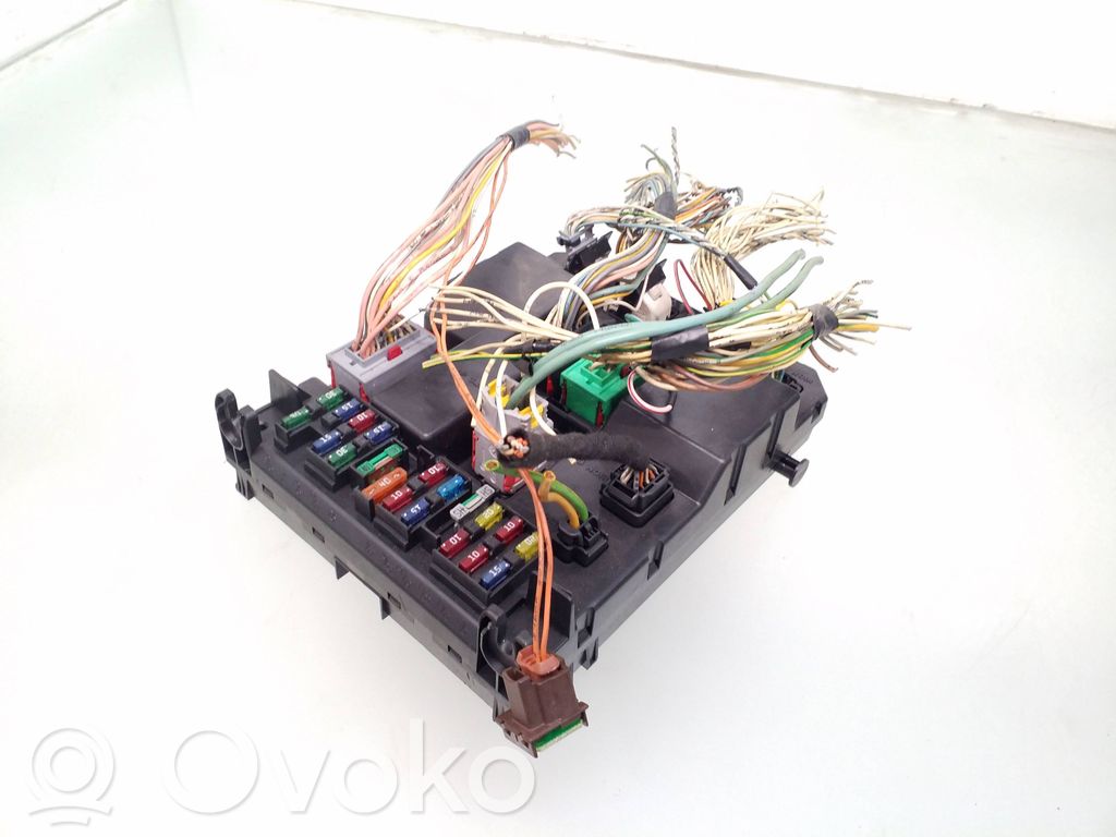 Citroen C5 Fuse module 