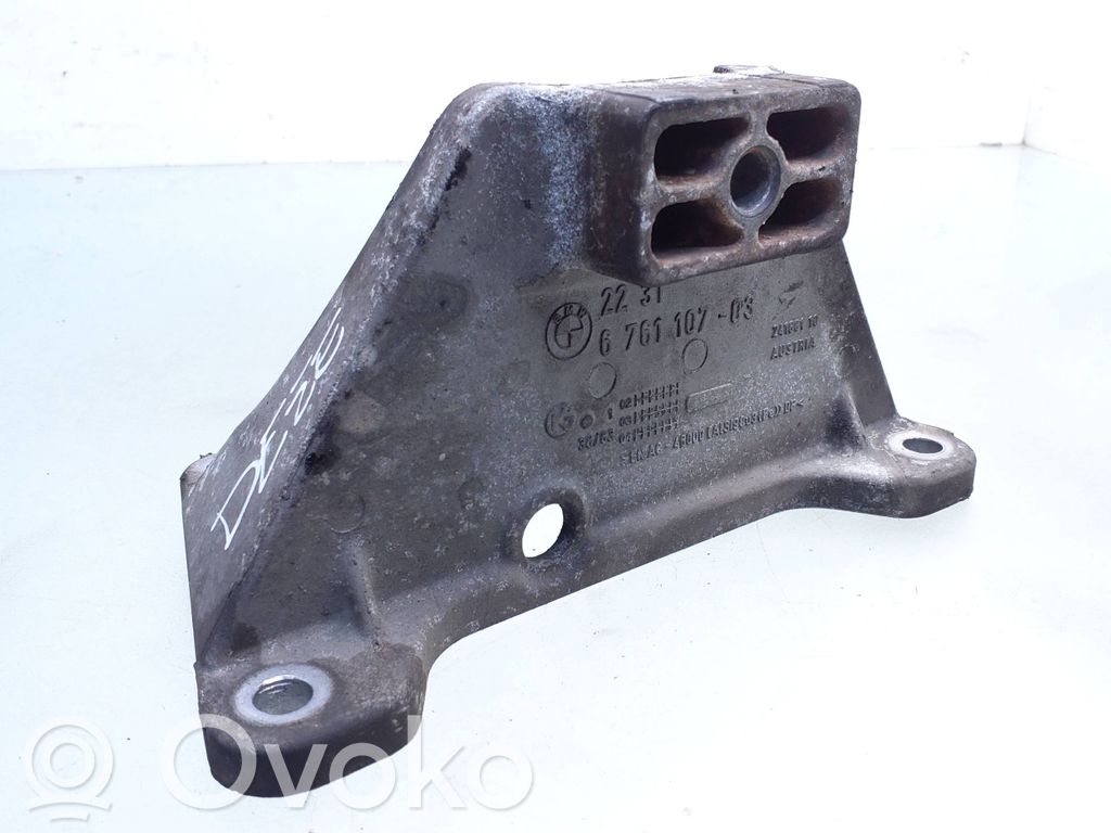 BMW 5 E60 E61 Support de boîte de vitesses 