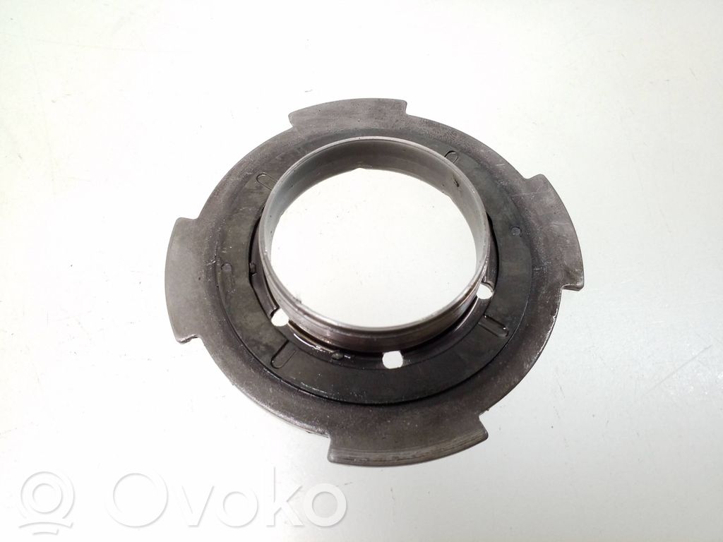 Ford Mondeo MK IV Pavarų dėžės detalė 