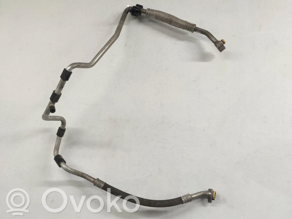 Volkswagen PASSAT B6 Ilmastointilaitteen putki (A/C) 