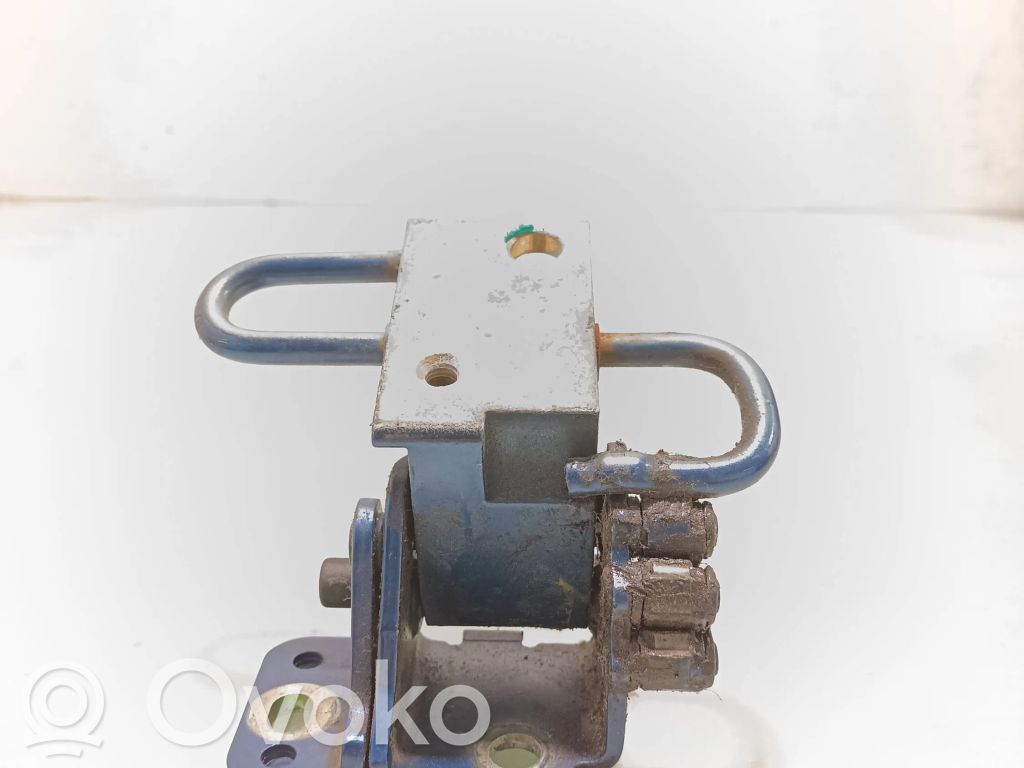 Etuoven alasarana   8E0831411B