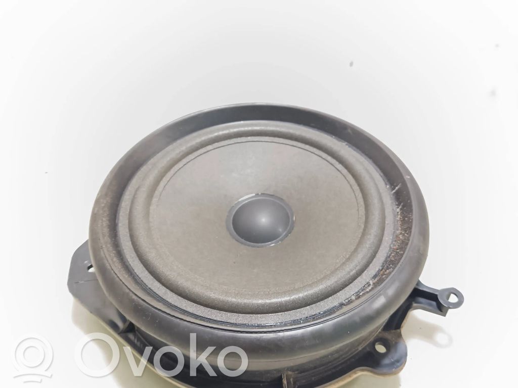 Altavoz de la puerta trasera   8E0035411,2241164,416410300