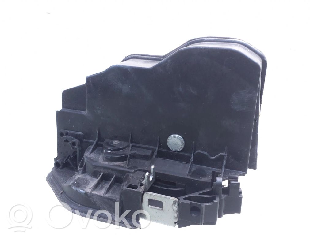 Cerradura de puerta trasera   7154630