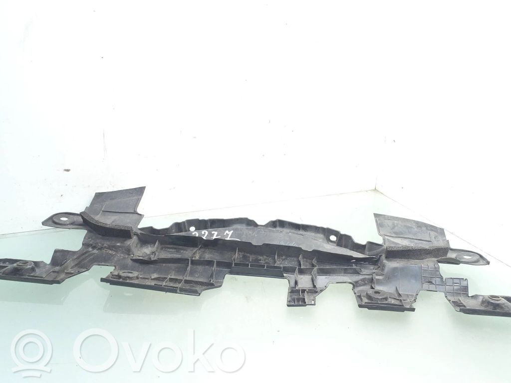 Toyota RAV 4 (XA40) Osłona chłodnicy 