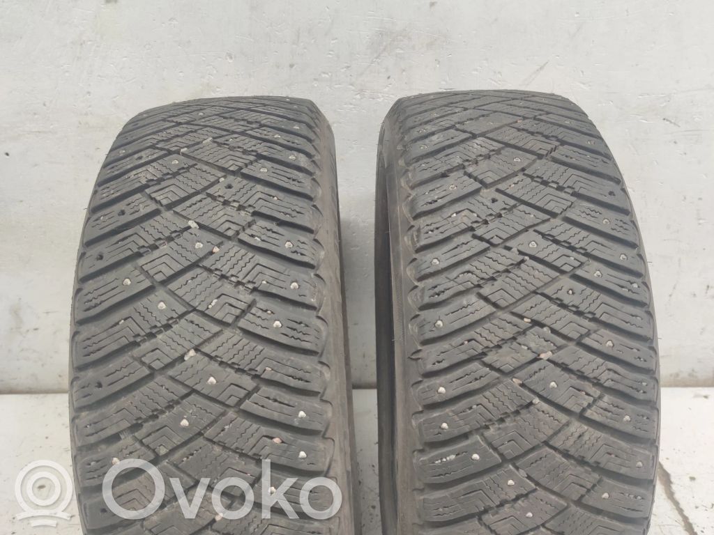 Opony zimowe z kolcami R17   GOODYEAR,ULTRAGRIPIC,22555R17