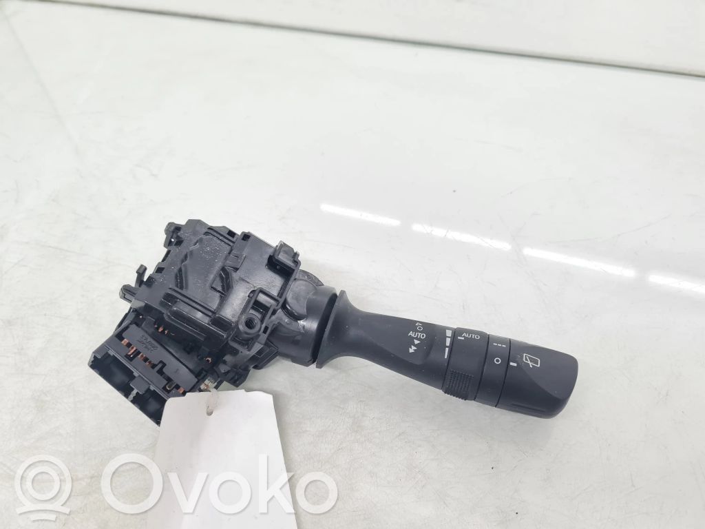 Toyota RAV 4 (XA40) Manetka / Przełącznik wycieraczek 