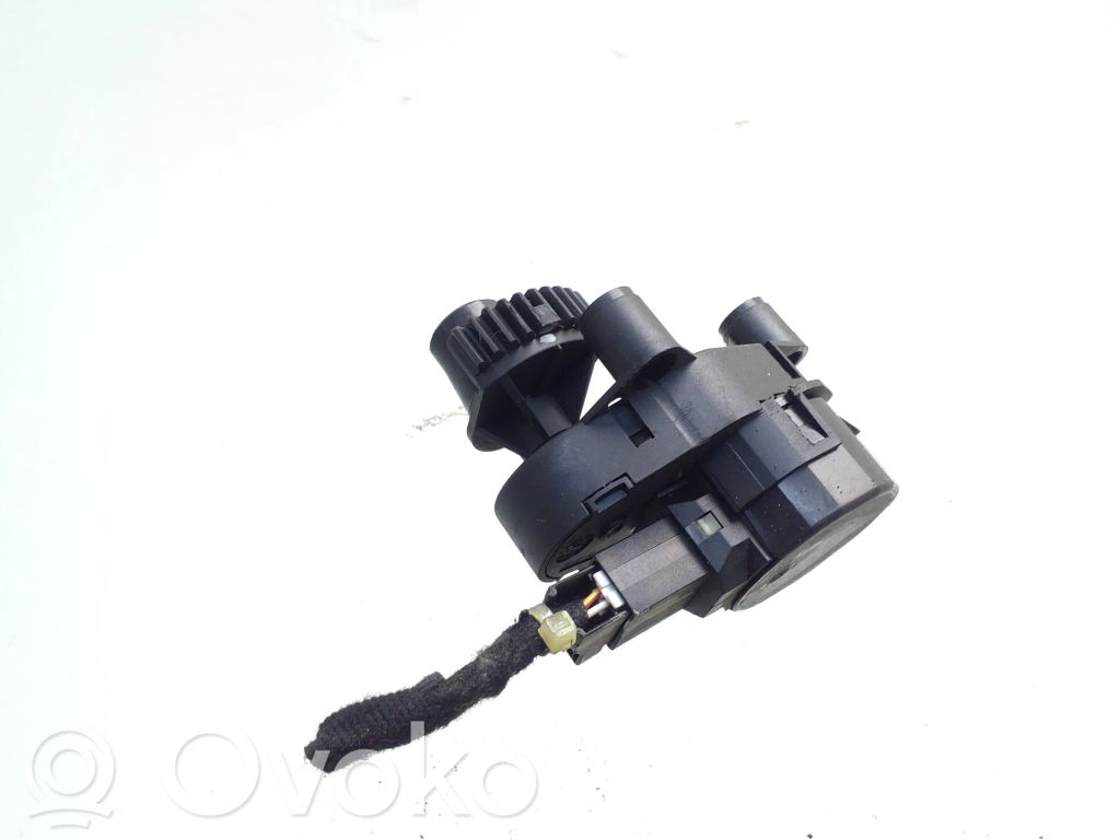 Volkswagen Sharan Moteur / actionneur de volet de climatisation