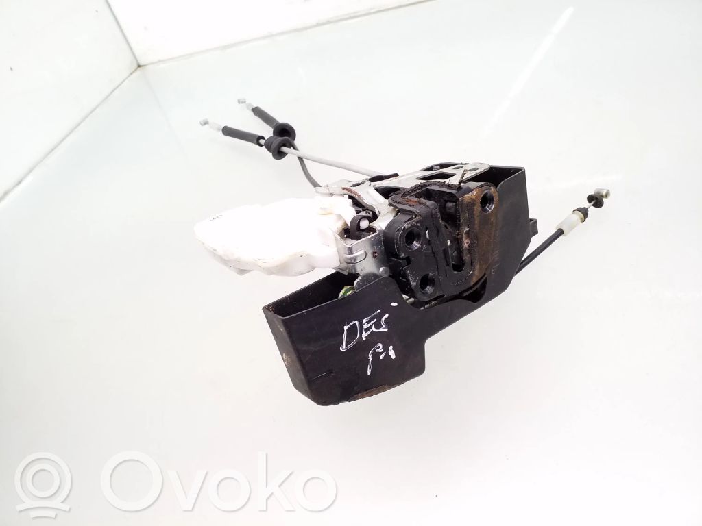 KIA Carens II Etuoven lukko 