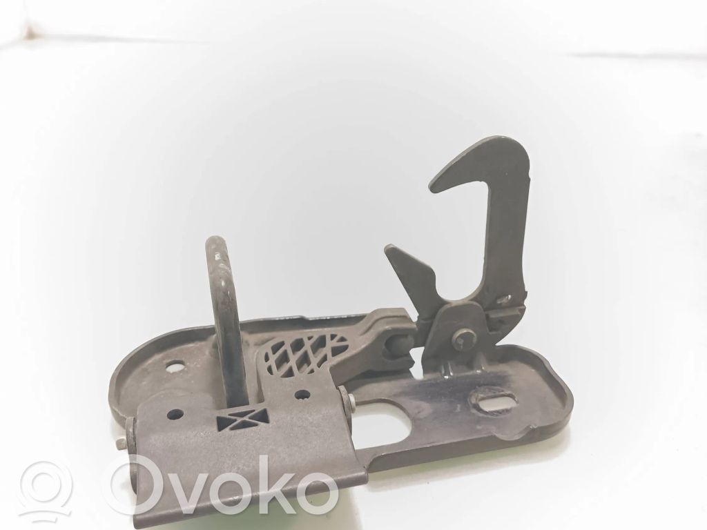 Serrure de capot   1T0823480A