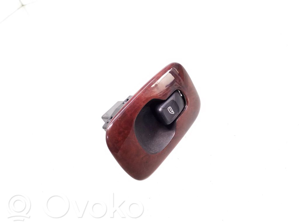 Volvo XC90 Electric window control switch 