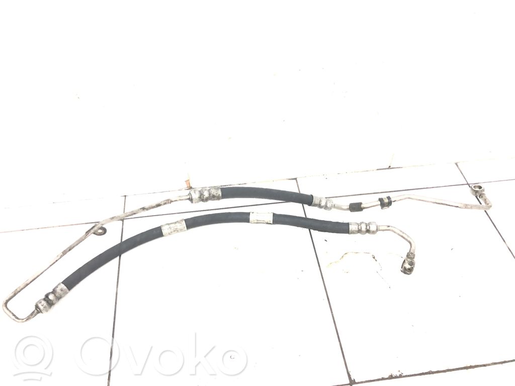 BMW 5 E60 E61 Ohjaustehostimen letkusto 