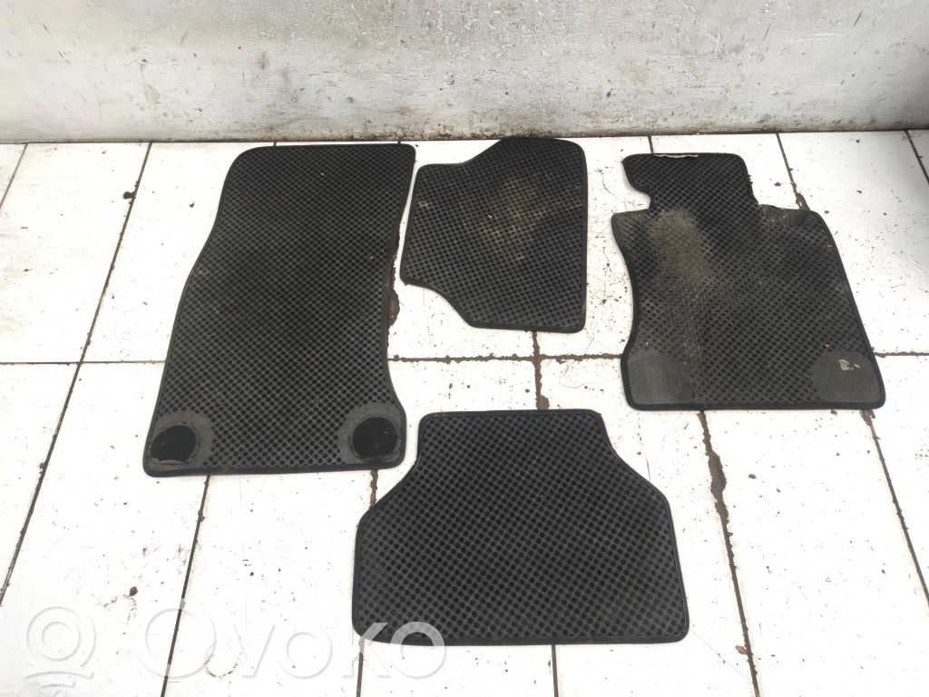 Auton lattiamattosarja   10648011