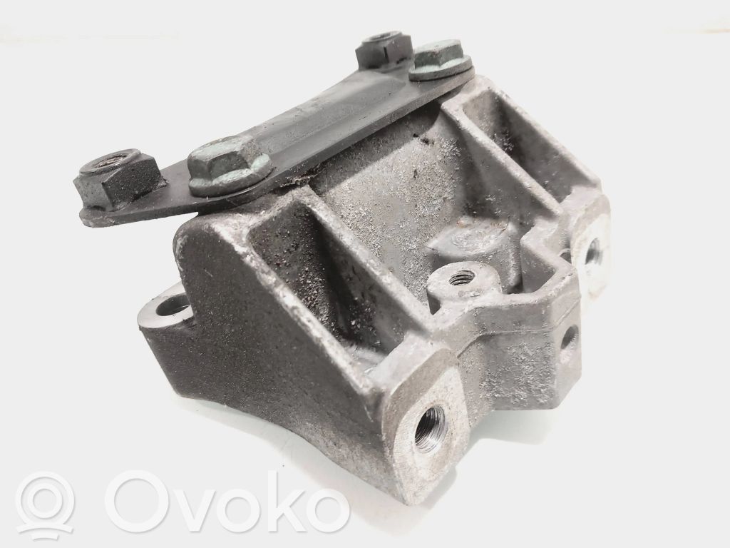 Engine mounting bracket   1K0199111D