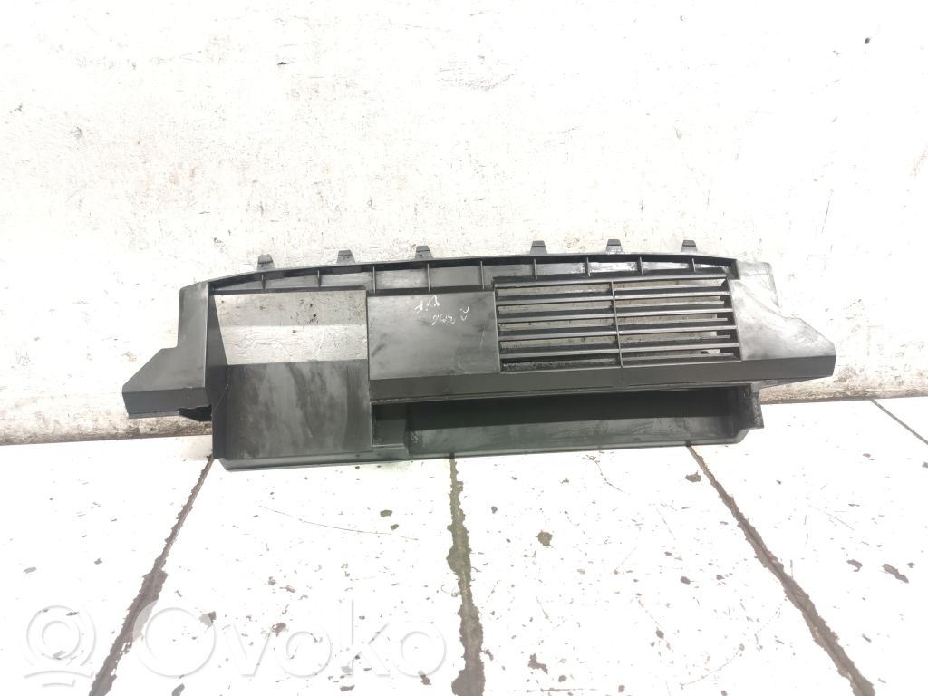 Citroen Berlingo Lüfterzarge 