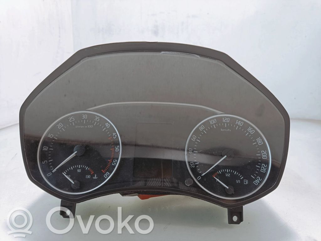 Skoda Octavia Mk2 (1Z) Licznik / Prędkościomierz 