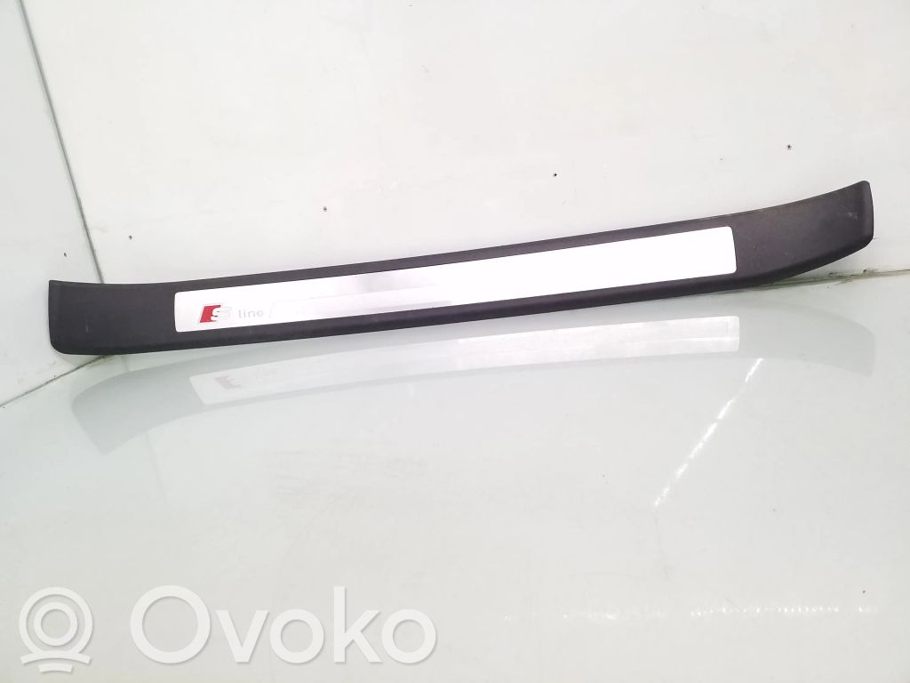 Audi A4 S4 B7 8E 8H Listwa progowa przednia 